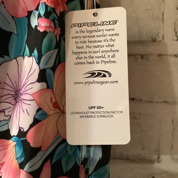 Pipeline Nani Women’s Large Floral Boardshorts - UPF 50+ - Picture 3 of 3